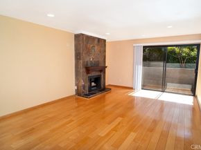 1940 N Highland 10, Los Angeles CA 90068