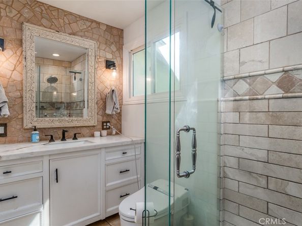 10444 Hayvenhurst, Granada Hills CA 91344