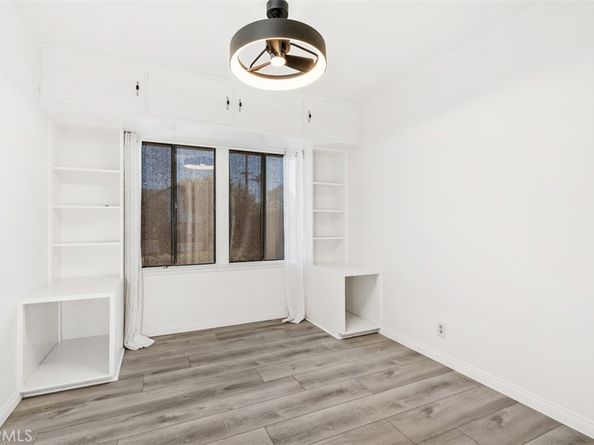 7752 Wish, Lake Balboa CA 91406