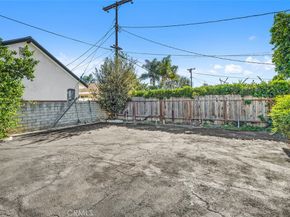 7752 Wish, Lake Balboa CA 91406