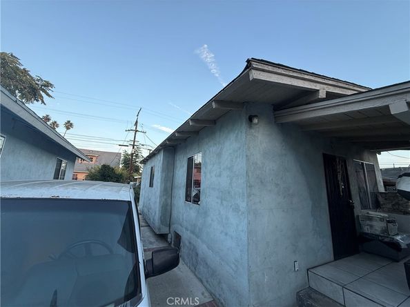 4020 Trinity, Los Angeles CA 90011