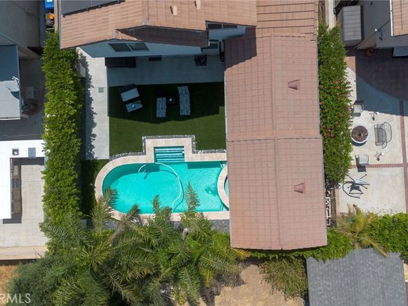 13656 Dronfield Ave, Sylmar CA 91342