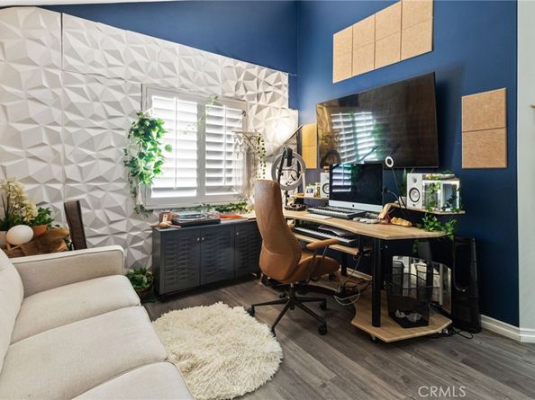 13656 Dronfield Ave, Sylmar CA 91342