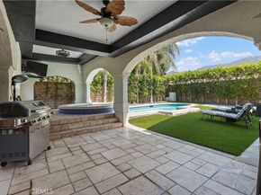 13656 Dronfield Ave, Sylmar CA 91342