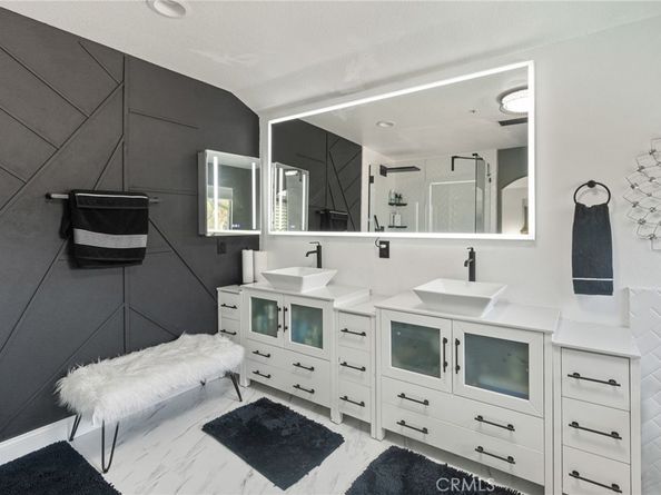 13656 Dronfield Ave, Sylmar CA 91342