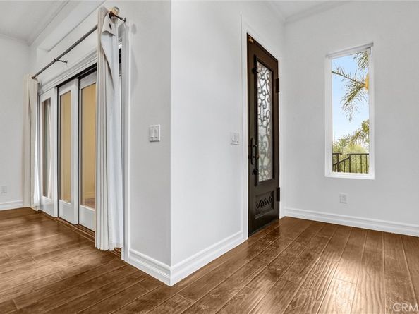 22202 Avenue San Luis, Woodland Hills CA 91364