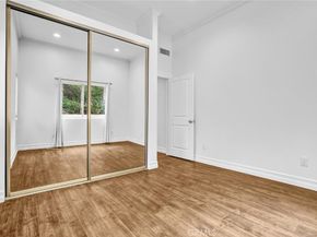 22202 Avenue San Luis, Woodland Hills CA 91364