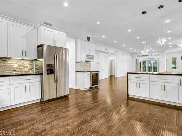 22202 Avenue San Luis, Woodland Hills CA 91364