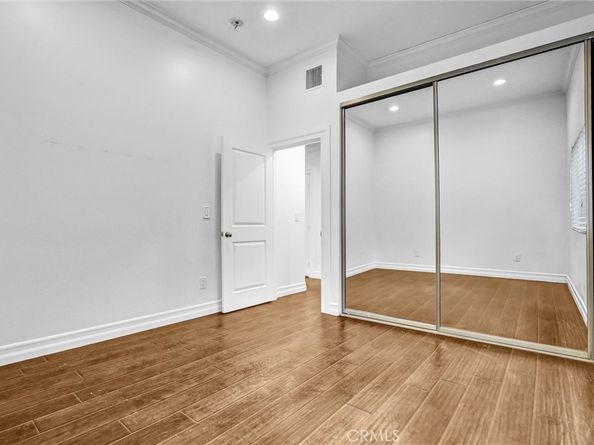 22202 Avenue San Luis, Woodland Hills CA 91364