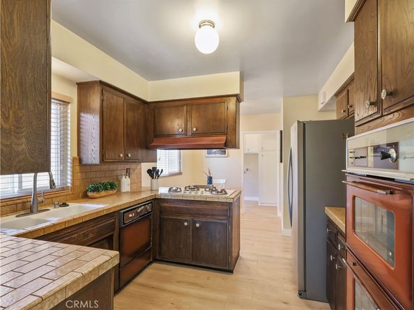 15354 Runnymede Street, Van Nuys CA 91406