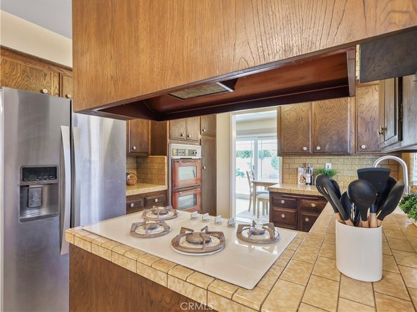 15354 Runnymede Street, Van Nuys CA 91406