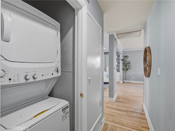 23010 Hartland, West Hills CA 91307