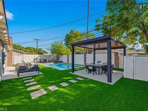 23010 Hartland, West Hills CA 91307