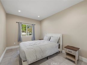 23010 Hartland, West Hills CA 91307