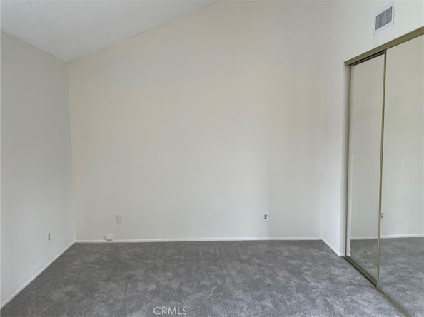 9740 Sepulveda Boulevard 18, North Hills CA 91343