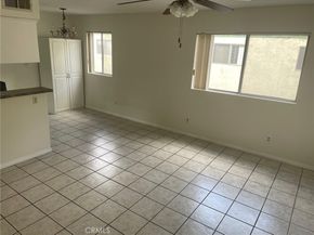 9740 Sepulveda Boulevard 18, North Hills CA 91343