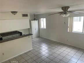 9740 Sepulveda Boulevard 18, North Hills CA 91343