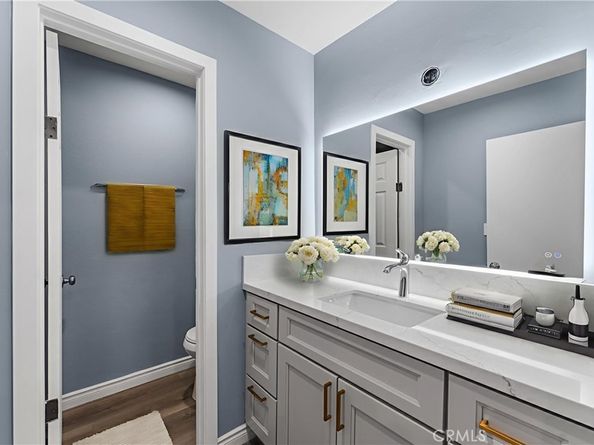 15511 Sherman Way 1, Van Nuys CA 91406