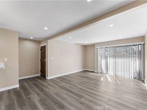 15511 Sherman Way 1, Van Nuys CA 91406