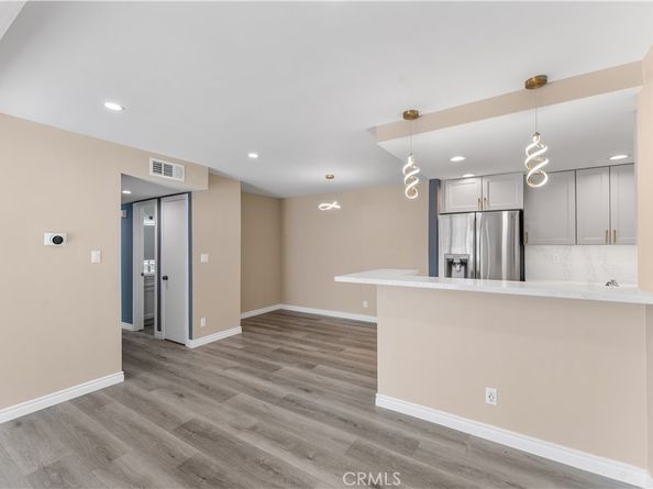 15511 Sherman Way 1, Van Nuys CA 91406