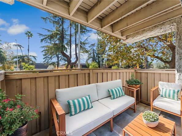 15511 Sherman Way 1, Van Nuys CA 91406