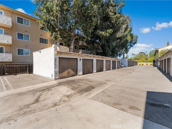 15511 Sherman Way 1, Van Nuys CA 91406