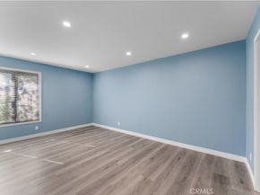 15511 Sherman Way 1, Van Nuys CA 91406