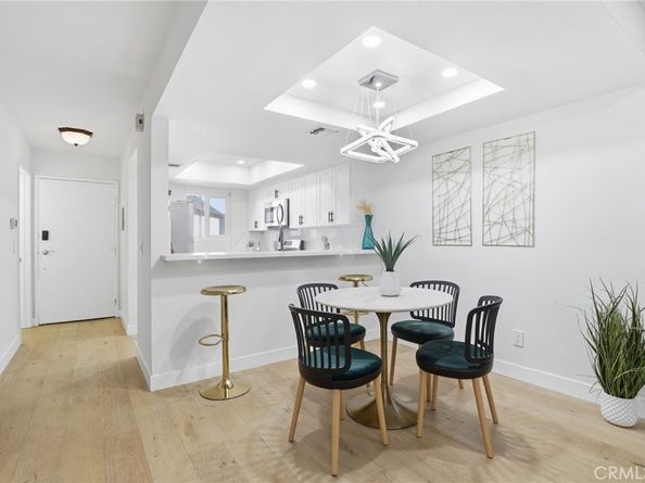 11119 Camarillo 104, North Hollywood CA 91602