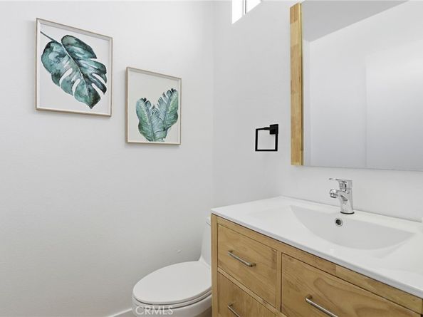 11119 Camarillo 104, North Hollywood CA 91602