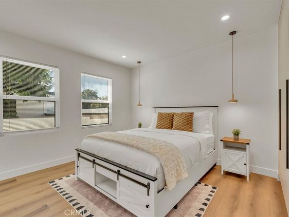 266 Mabery Road, Santa Monica CA 90402