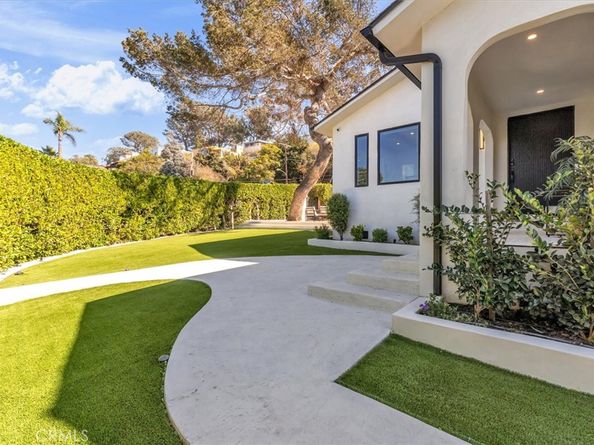 266 Mabery Road, Santa Monica CA 90402