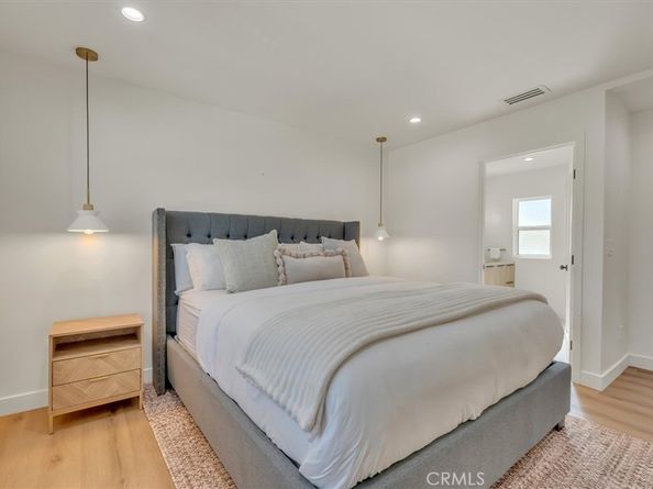 266 Mabery Road, Santa Monica CA 90402