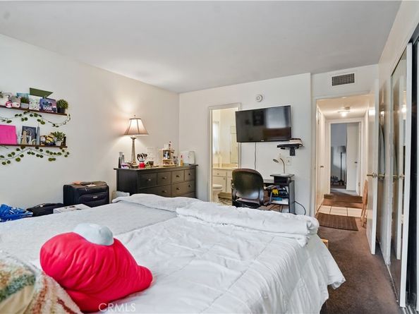 22855 Vanowen, West Hills CA 91307