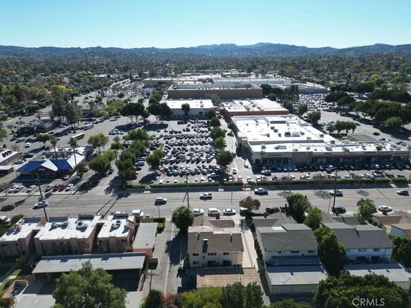 22855 Vanowen, West Hills CA 91307