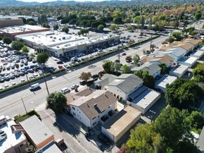 22855 Vanowen, West Hills CA 91307