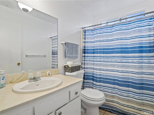 22855 Vanowen, West Hills CA 91307