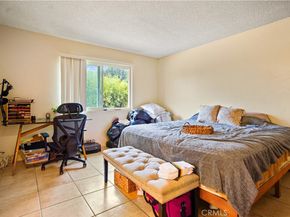 22855 Vanowen, West Hills CA 91307