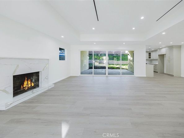 8042 Ellenbogen Street, Sunland CA 91040