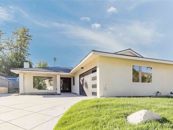 8042 Ellenbogen Street, Sunland CA 91040