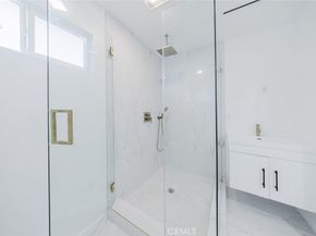 8042 Ellenbogen Street, Sunland CA 91040