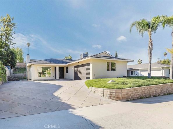 8042 Ellenbogen Street, Sunland CA 91040