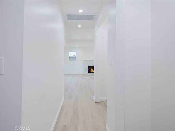 8042 Ellenbogen Street, Sunland CA 91040