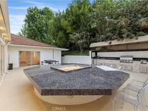 4651 Ellenita Ave., Tarzana CA 91356