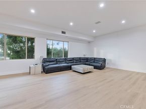 4651 Ellenita Ave., Tarzana CA 91356