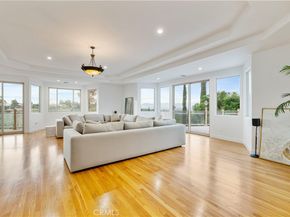 4651 Ellenita Ave., Tarzana CA 91356