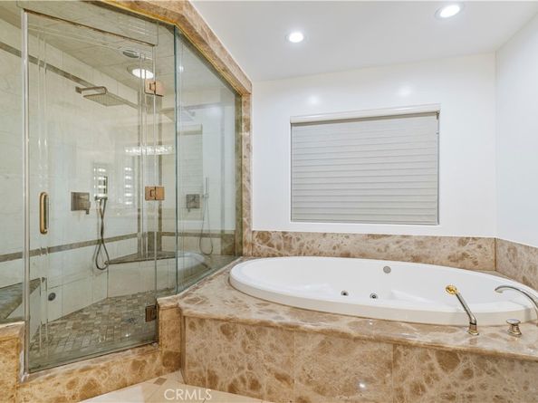 4651 Ellenita Ave., Tarzana CA 91356