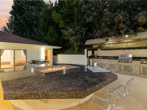 4651 Ellenita Ave., Tarzana CA 91356