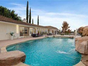 4651 Ellenita Ave., Tarzana CA 91356