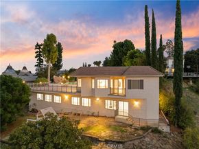 4651 Ellenita Ave., Tarzana CA 91356