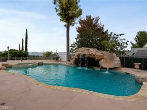 4651 Ellenita Ave., Tarzana CA 91356